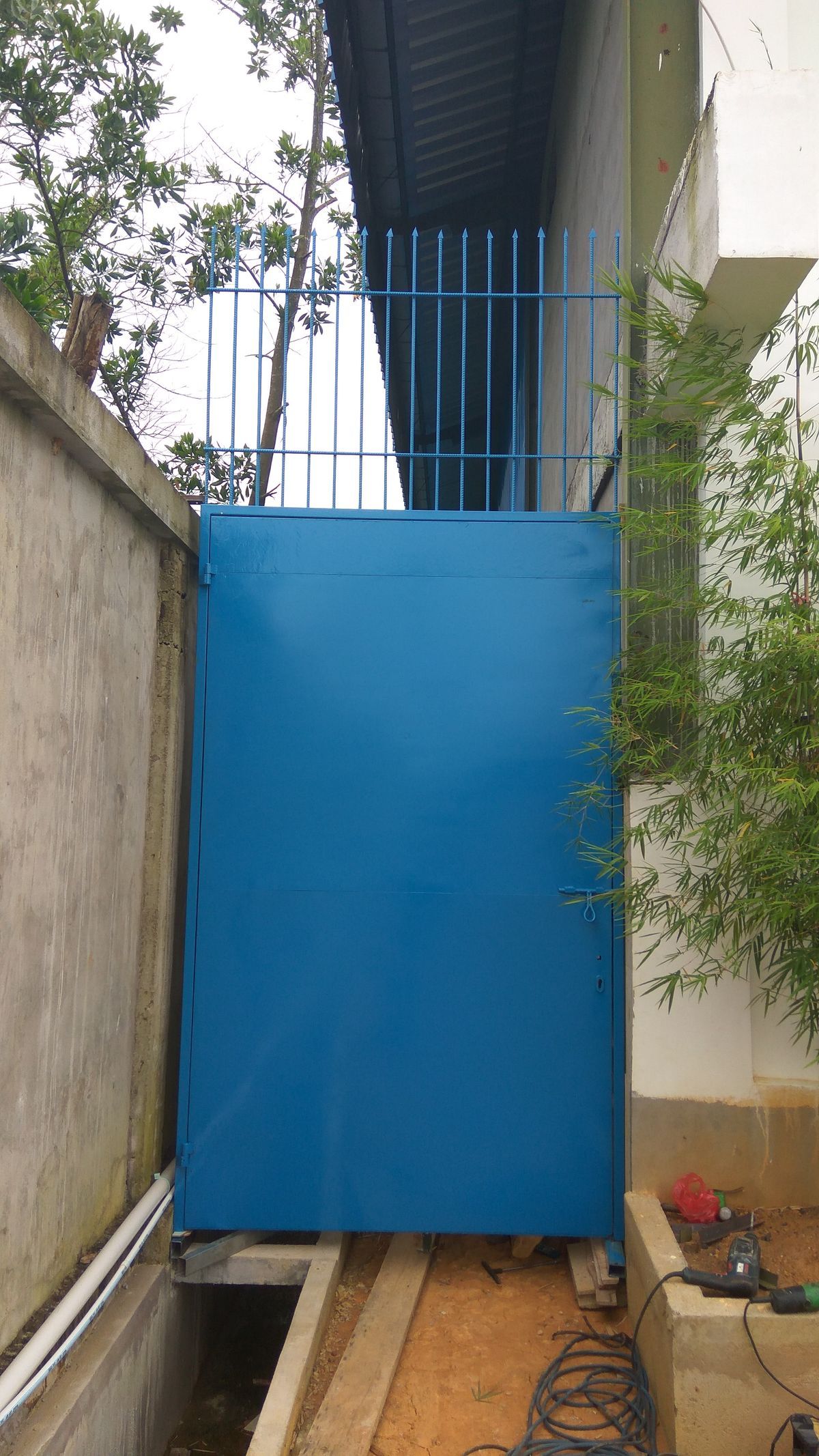 Pintu Gudang - Dokumentasi Proyek